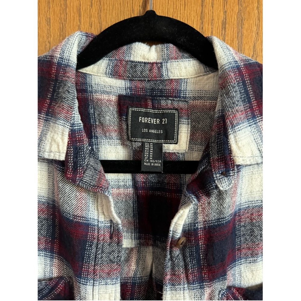 Cropped Flannel - Picture 3 of 3